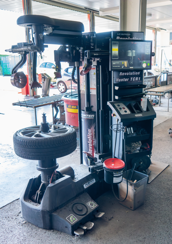 Hunter detalonnage et demonte automatique autonome